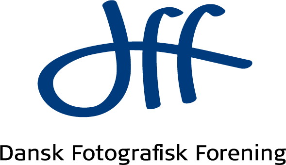 Medlem af Dansk Fotografisk Forening Medlem af Dansk Fotografisk Forening
